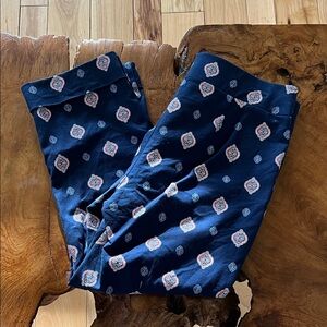 Dana Buchman Navy and Pink Patterned Cropped Pants